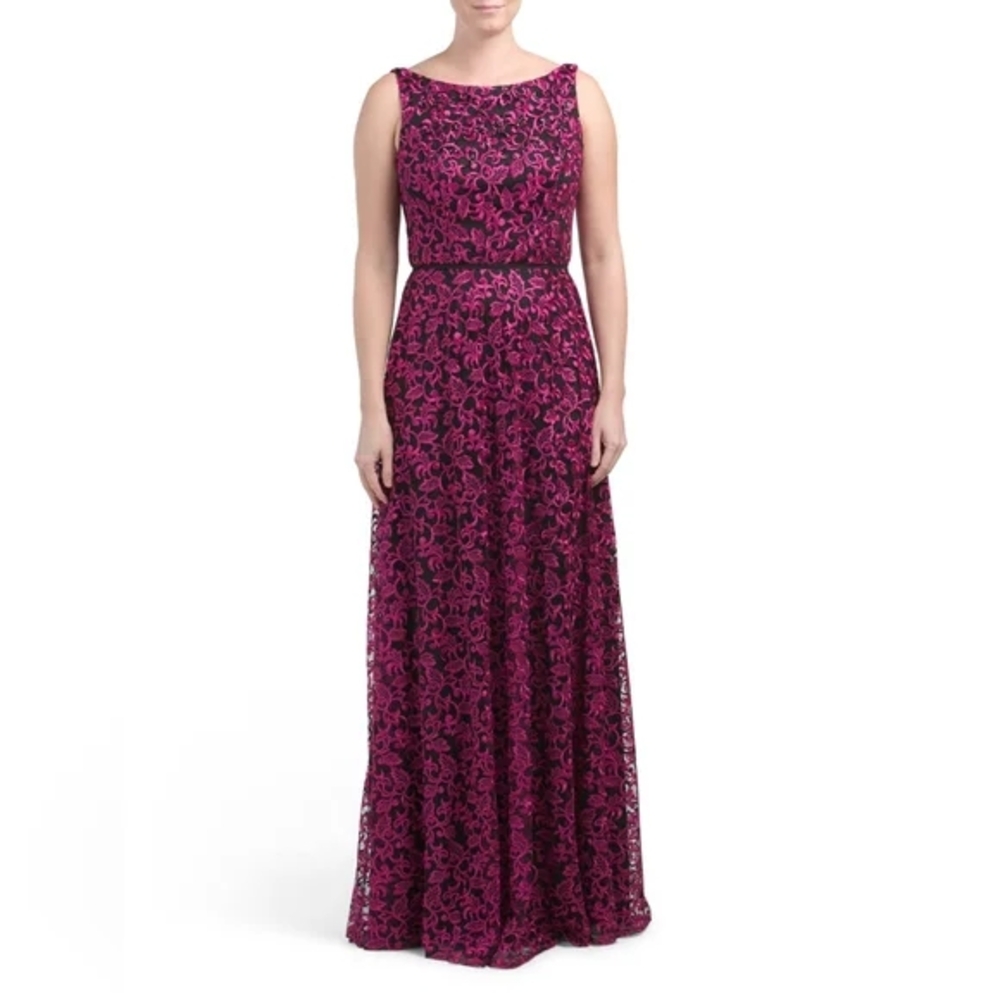 Carmen Marc Valvo lace dress